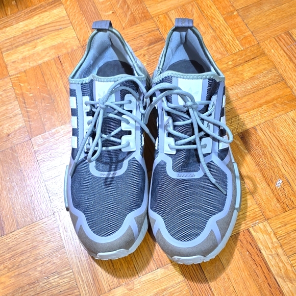 MENS Adidas NMD size 10 - Picture 1 of 4